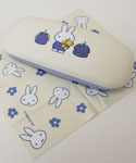 メガネケース
[IV]
(miffy blue dress)