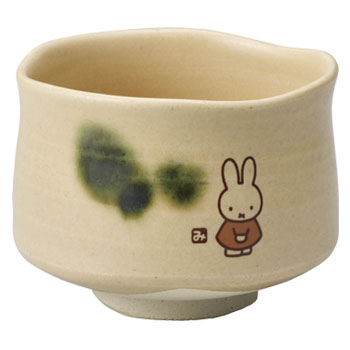 美濃焼抹茶碗
[黄瀬戸]
(ミッフィー抹茶碗シリーズ)